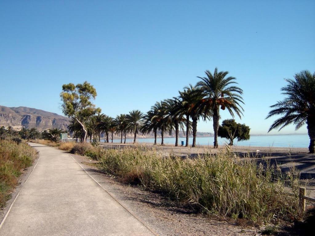 Apartamento Las Palmerillas-Residencial Torrequebrada Roquetas de Mar Kültér fotó