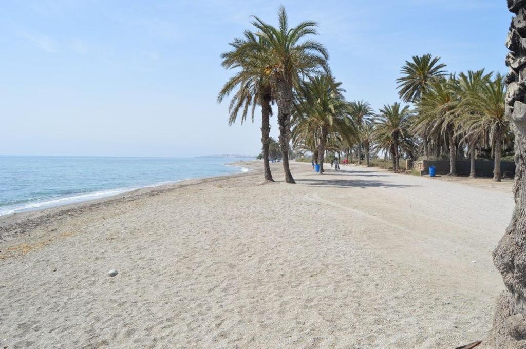 Apartamento Las Palmerillas-Residencial Torrequebrada Roquetas de Mar Kültér fotó